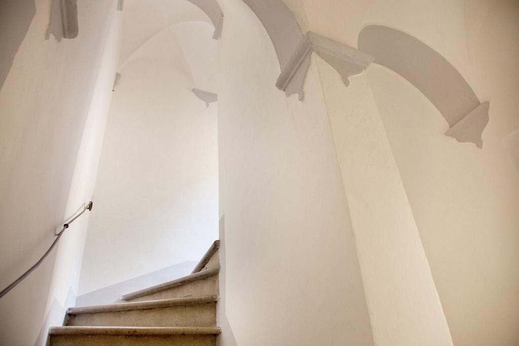 Appartamento Di Lusso In Borgo Storico Toscano ビッビエーナ 部屋 写真